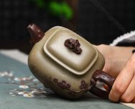 《云臺(tái)聽松》