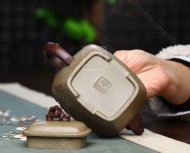 《云臺(tái)聽松》