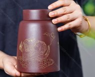 品名：精美茶倉。泥料：原礦優質紫泥