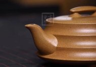 《步步高升》宜興紫砂壺工藝美術(shù)師手工黃金段茶壺